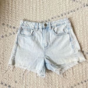 garage light wash jean shorts